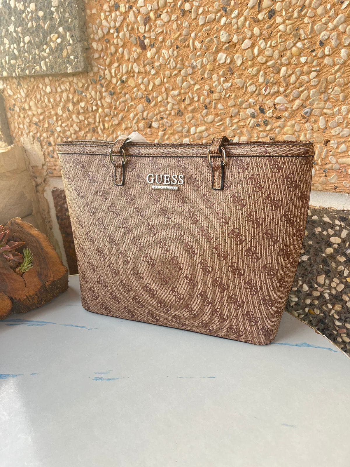 حقيبة تسوق  من  جيس، طراز البي